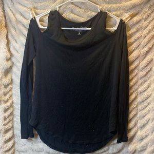 Hollister “Must Have Collection” Shoulder-less Tee